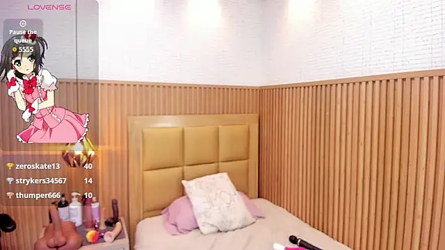 LOLAMAXI 即時 XXX 聊天