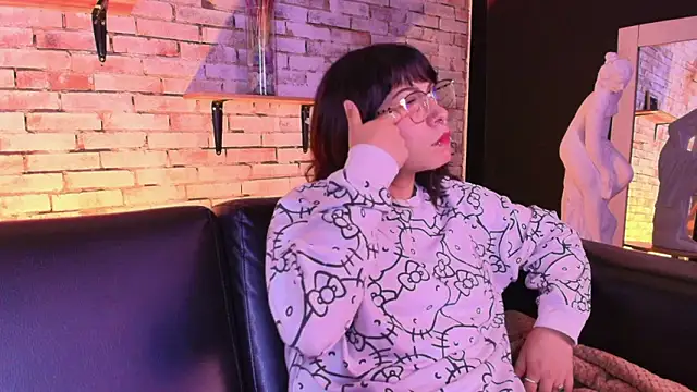 kitty_malach 即時 XXX 聊天