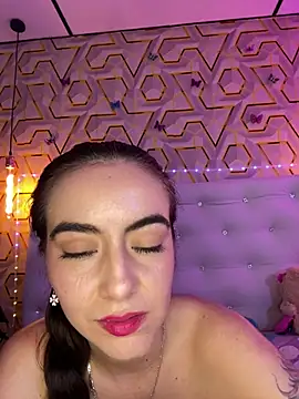 MelanyyJhonson15 现场XXX聊天