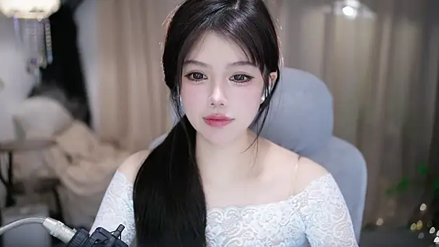 Cecily 现场XXX聊天