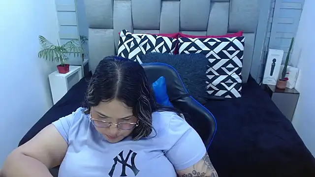 evelin_zaens Live XXX Chat