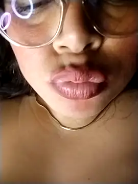 Diamily: онлайн-секс-чат