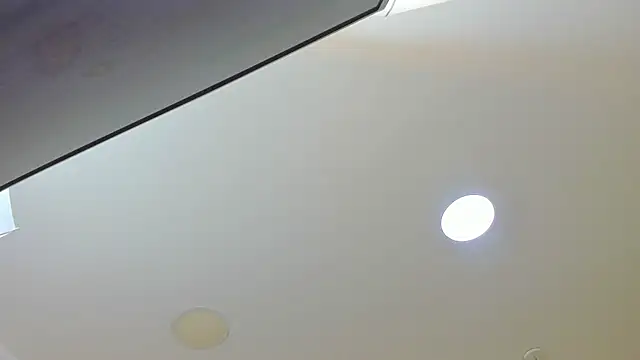 دردشة Lunaa_Abril الجنسية المباشرة