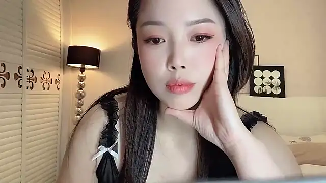 XXX chat uživo modela kk_lele