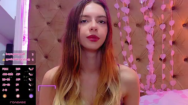 CoraVex's Live XXX Chat