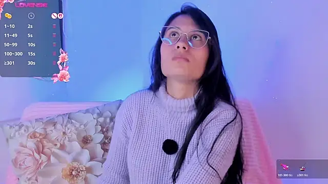 NayeCloud's Live XXX Chat