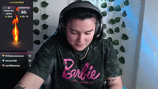 Nika_1_'s Live XXX Chat