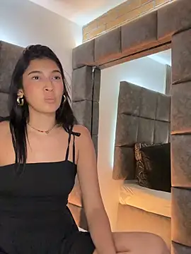 Chat +18 de BrigitteVons ao vivo