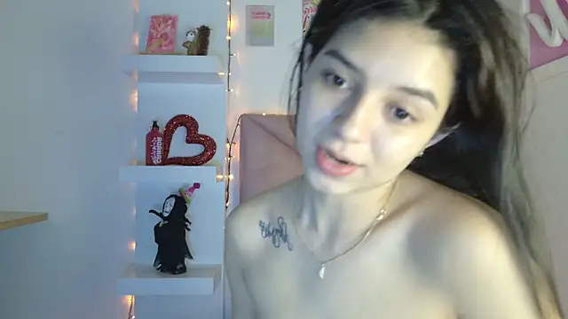 eva_sin18 Adlı Modelin Canlı XXX Sohbeti