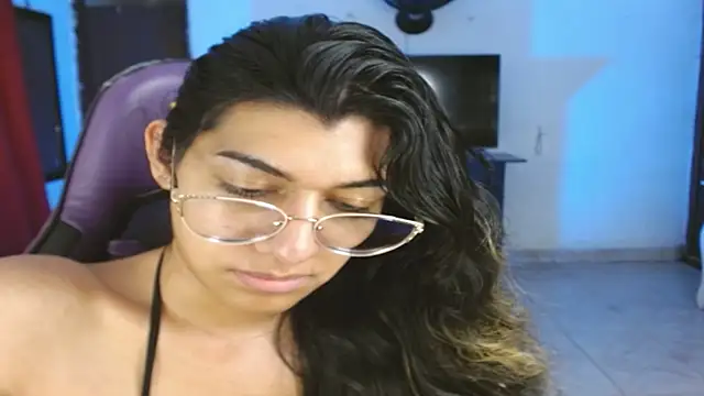 Alanni_parker Adlı Modelin Canlı XXX Sohbeti