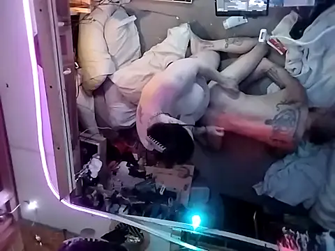 UnwantD Adlı Modelin Canlı XXX Sohbeti