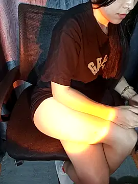 Cherry_Le02's Live XXX Chat