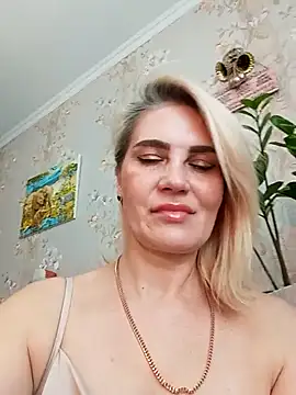 JennyOMay Chat XXX live