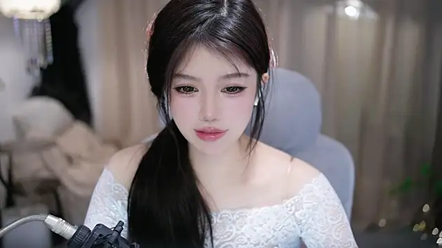 Cecily 现场XXX聊天