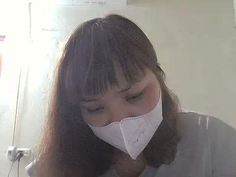 Angela-Eira Adlı Modelin Canlı XXX Sohbeti