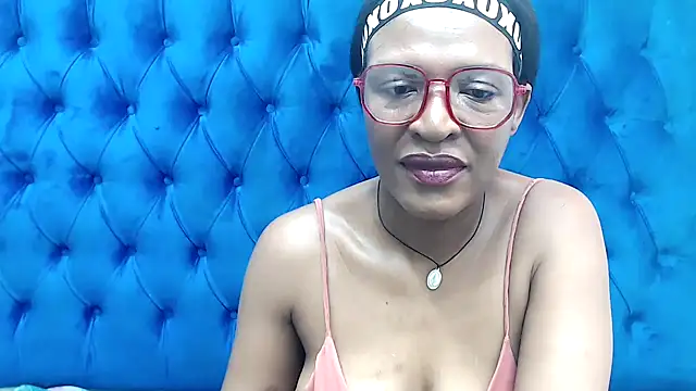 SpicyQueenxxxx Webcamshow