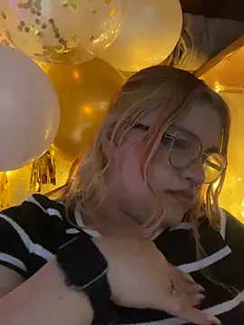 Sophia_Weest99 live XXX chat