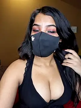 Noor-Bold's Live XXX Chat