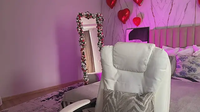 XXX chat uživo modela _Vikky_Moon_