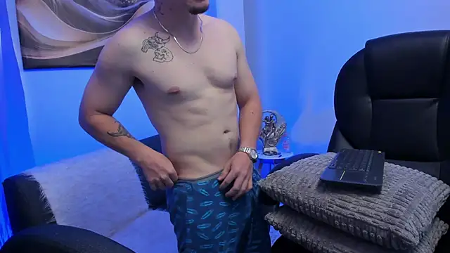 Leoo_Miller: онлайн-секс-чат