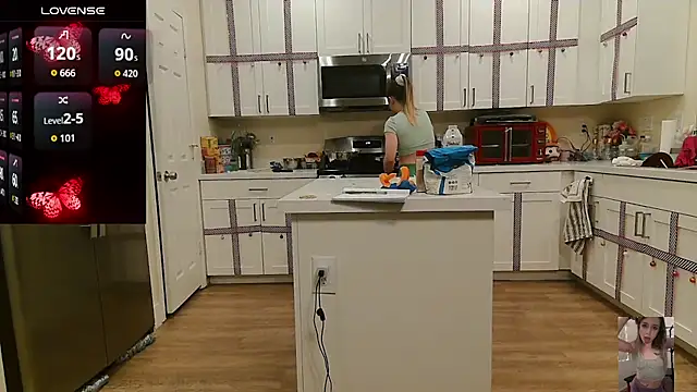 XXX chat uživo modela Blondiewithanass