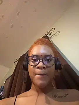 XXX chat uživo modela nickytheehawtie