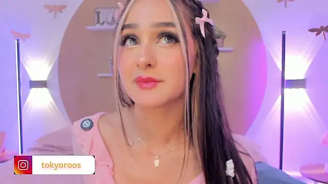 TokyoHaskel's Live XXX Chat