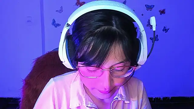 Chatroom XXX en direct de Little_Lisy