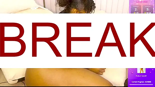 CarmenCash__ Show in webcam