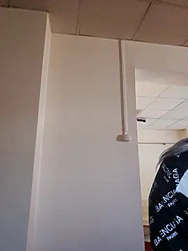 LadyTouch – Naživo XXX chat