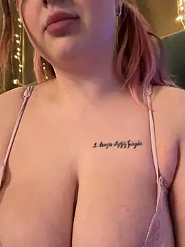 KellyMoors – Live XXX-chat