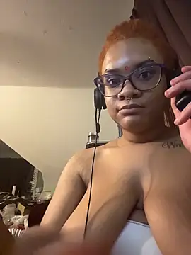 XXX chat uživo modela nickytheehawtie