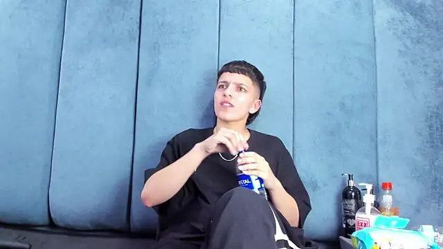 Megan_Thompson_ Live XXX-chat