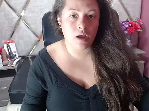 Онлайн чат XXX Sarah_Boobs_