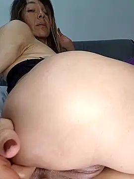 estrella_tasty élő XXX-chatje