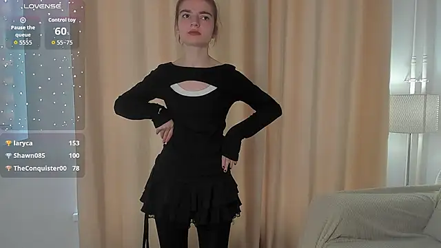 Yala_11 Chat XXX live