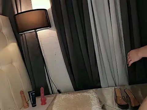 Вебкам-шоу Foxxy_Barbie