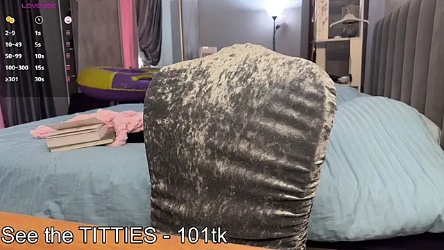 emily_is_here_ 现场XXX聊天