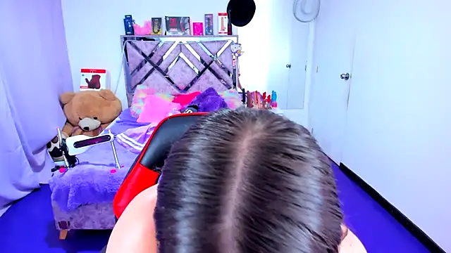 Chat +18 de Luna_Analya ao vivo