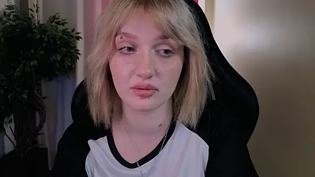 دردشة ELLIEJAY الجنسية المباشرة