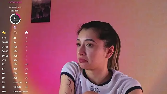 DarlaLike élő XXX-chatje