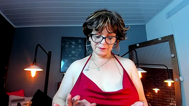 دردشة Samantha_mature56 الجنسية المباشرة