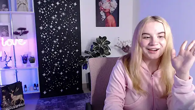 MollyShiningn Live XXX chat