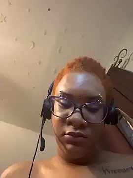 Chatroom XXX en direct de nickytheehawtie