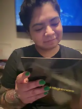 kimmiakiss22 élő XXX-chatje