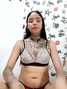 cristal__ksのライブXXXチャット