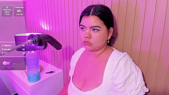 Chat +18 de klhoe_boobs ao vivo