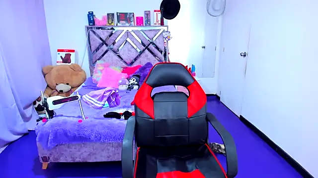 Chat +18 de Luna_Analya ao vivo