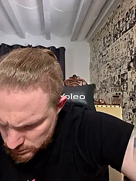 kylie_blck: онлайн-секс-чат