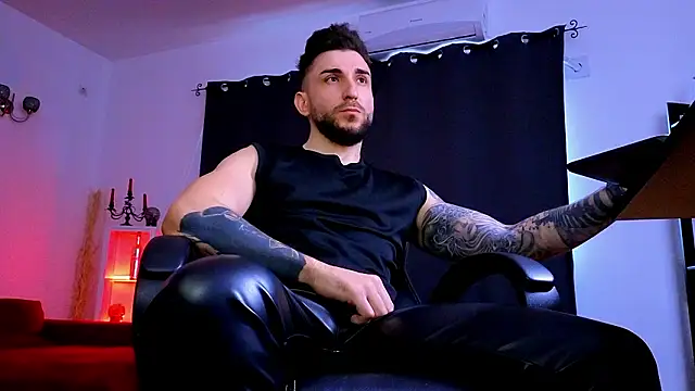 Chat XXX Live MightyAaron66